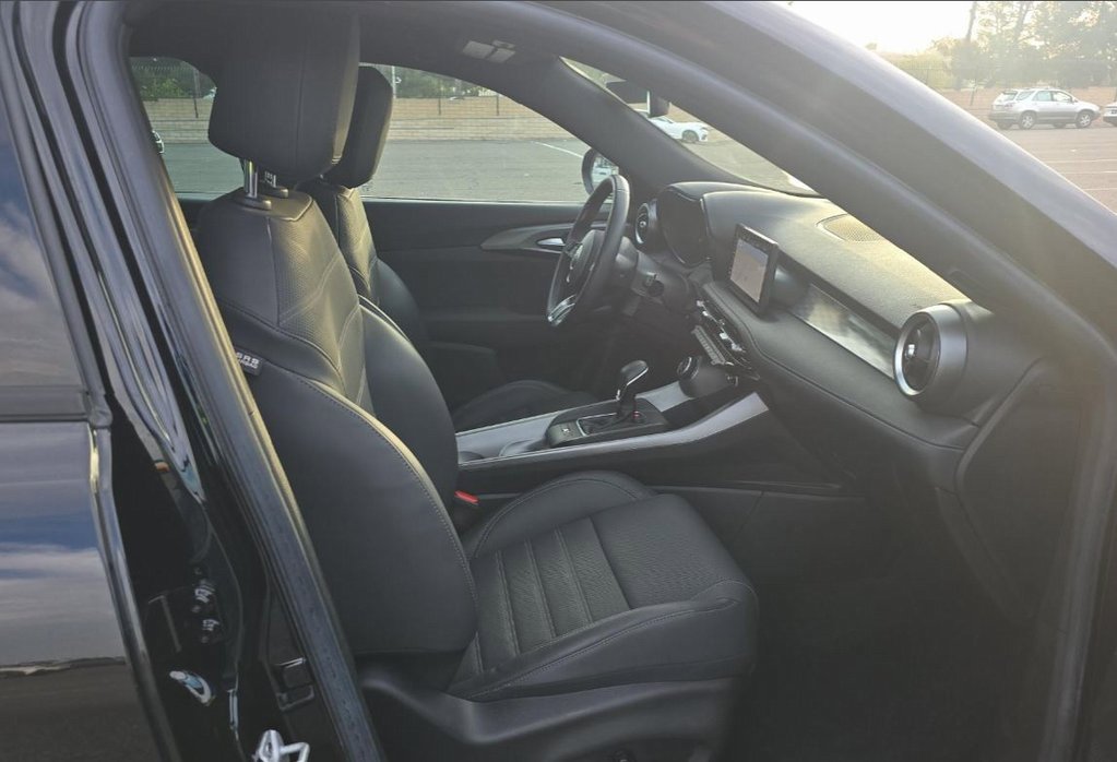 Used 2024 Alfa Romeo Tonale Ti image 8