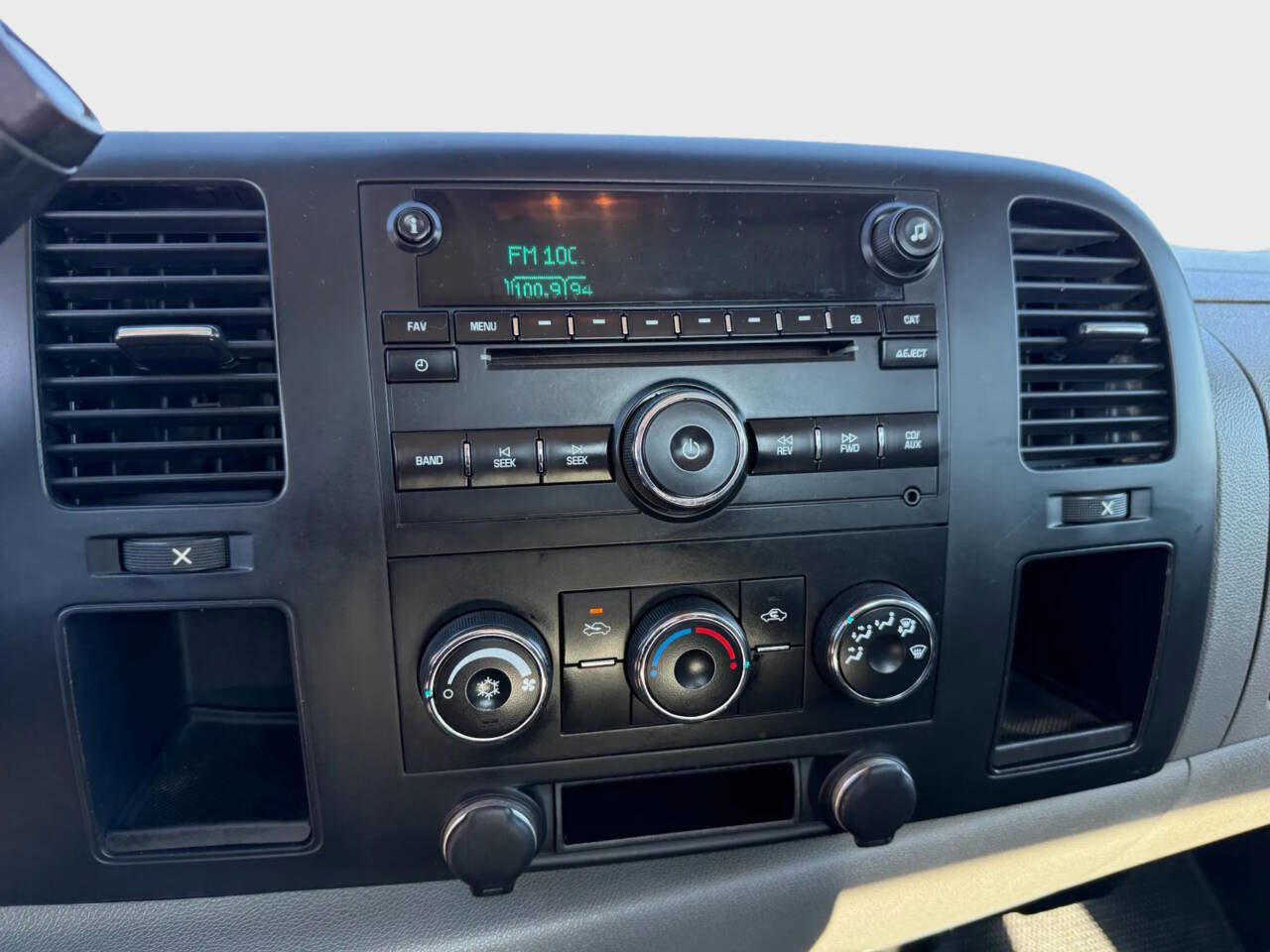 Used 2009 Chevrolet Silverado 2500 W/T image 9