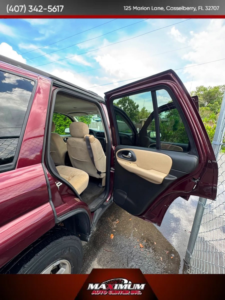 Used 2006 Chevrolet TrailBlazer LS w/ LS Preferred Equipment Group RWD image 11
