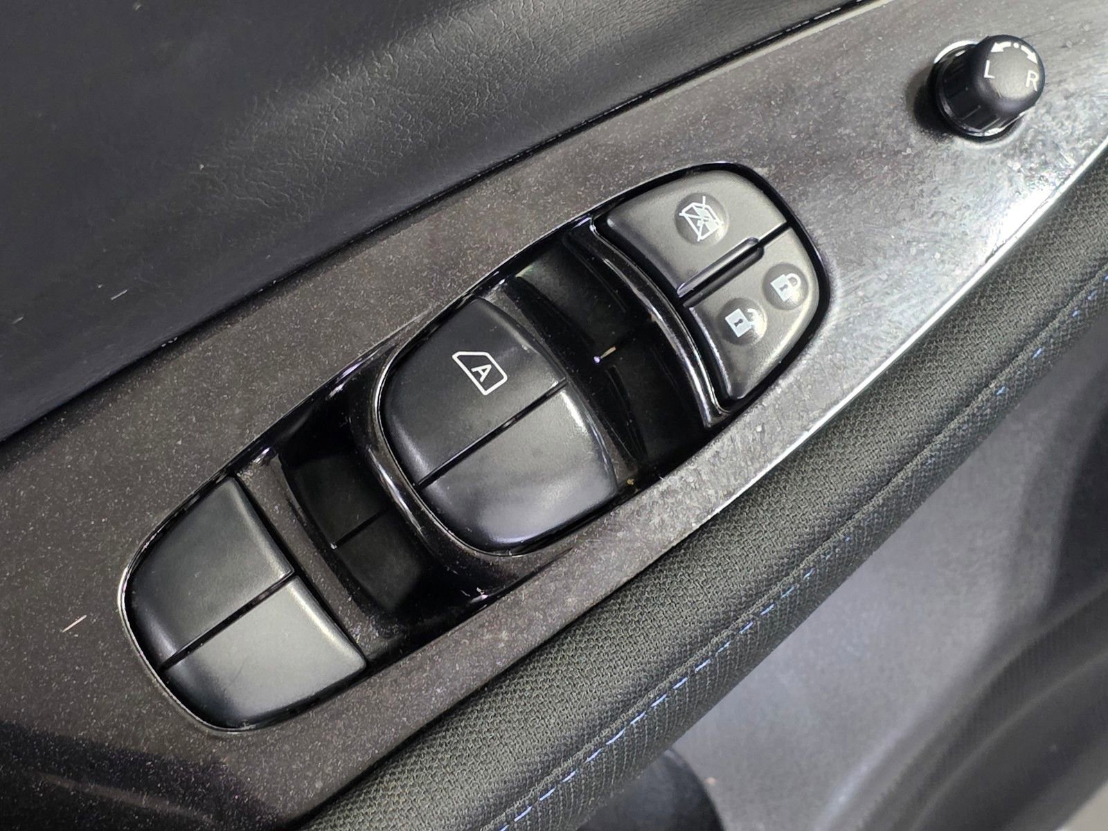 Used 2024 Nissan Leaf SV Plus image 21