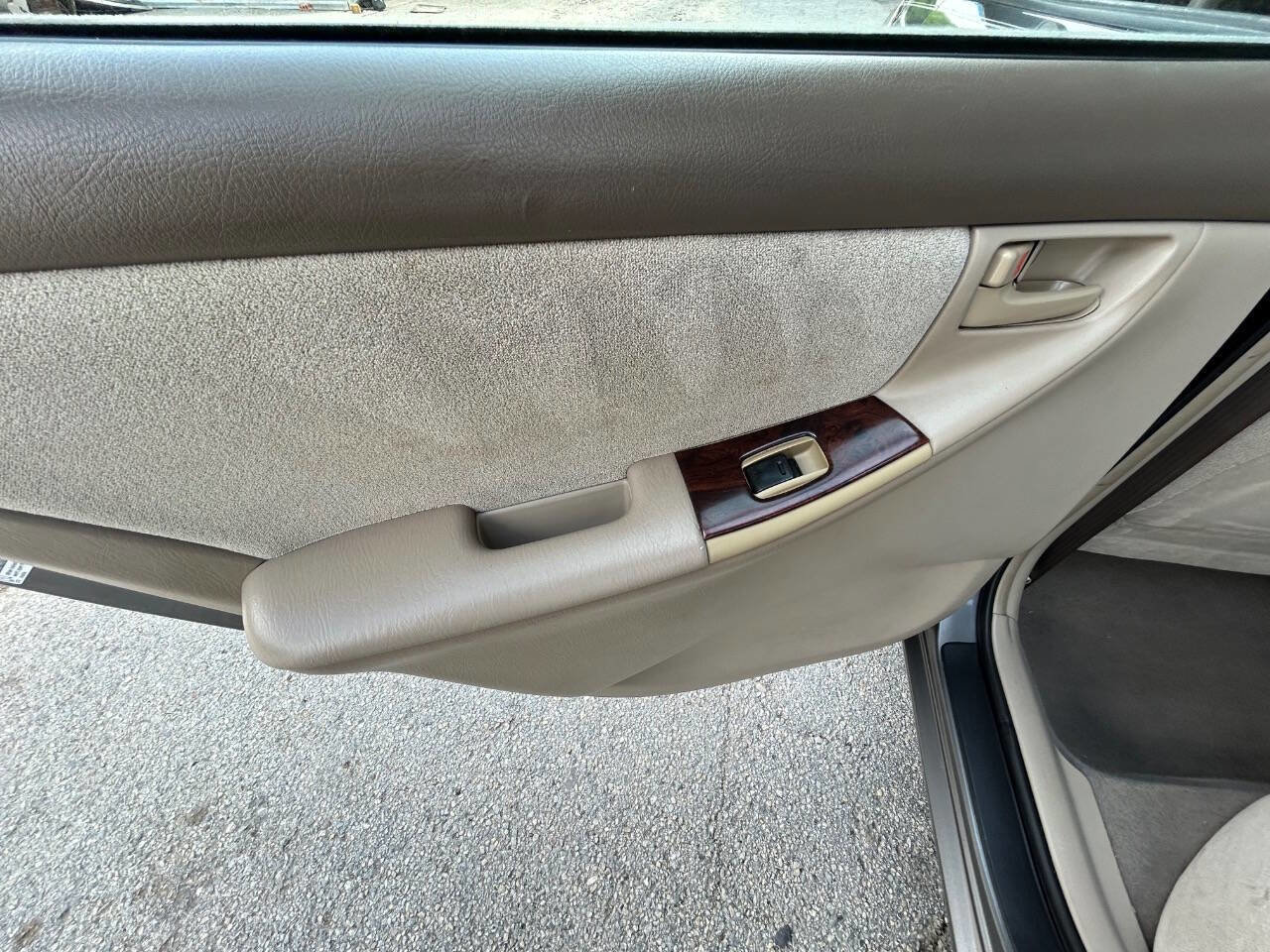 Used 2008 Toyota Corolla CE FWD image 24