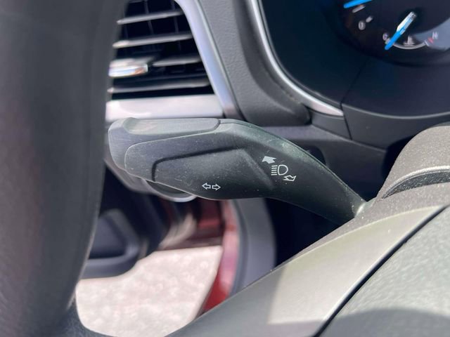 Used 2015 Ford Fusion SE FWD image 15