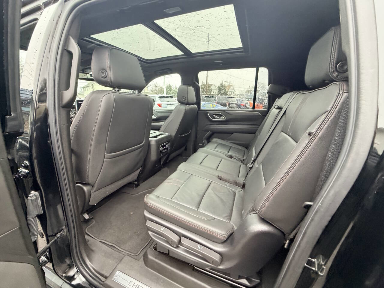 Used 2021 Chevrolet Suburban RST image 45