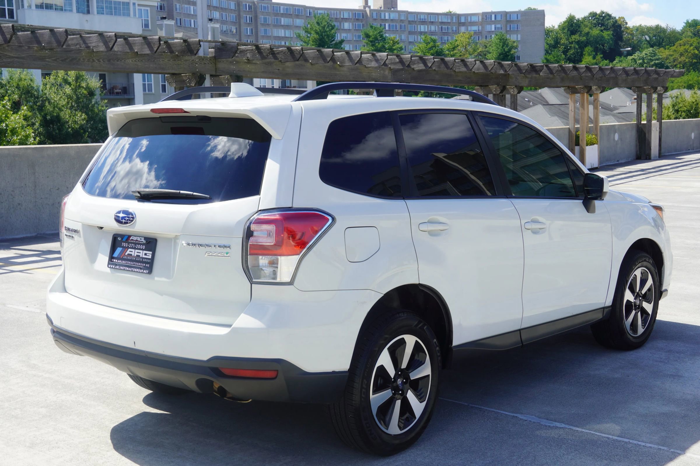 Used 2017 Subaru Forester 2.5i Premium w/ All-Weather Package image 27