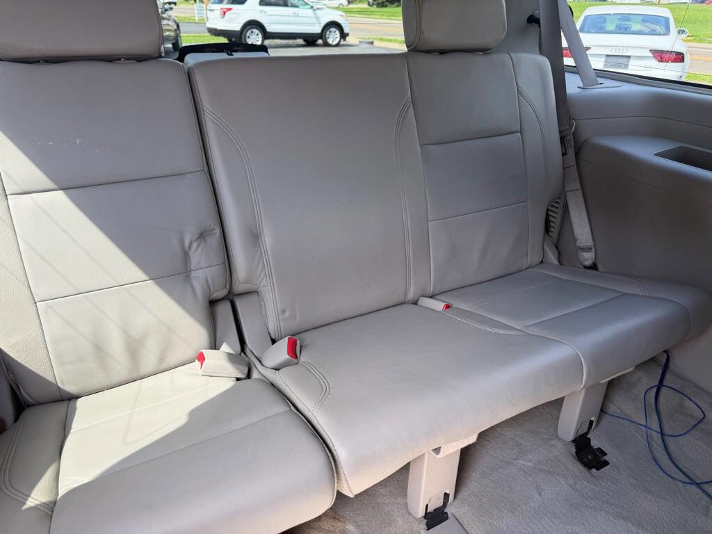 Used 2009 INFINITI QX56 4WD w/ Technology Pkg image 16