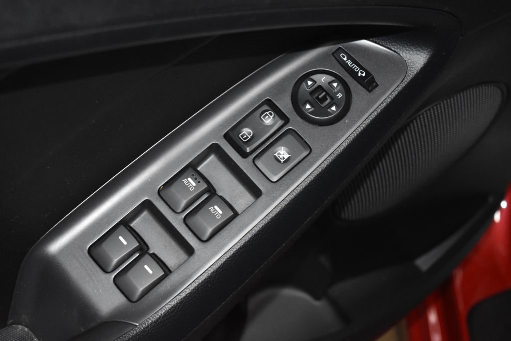 Used 2017 Kia Forte S w/ S Technology Package image 5