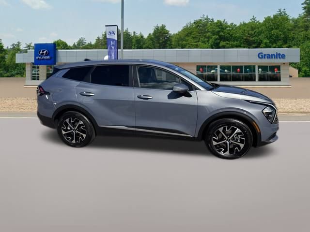 Used 2023 Kia Sportage EX image 6
