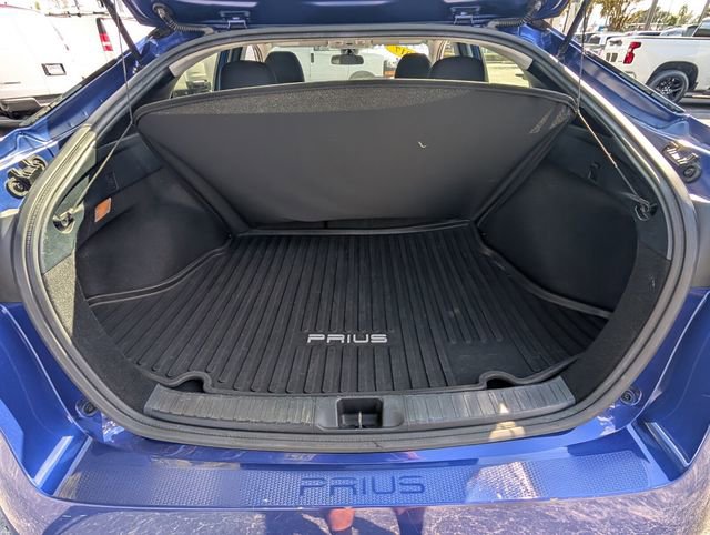 Used 2017 Toyota Prius Four image 14