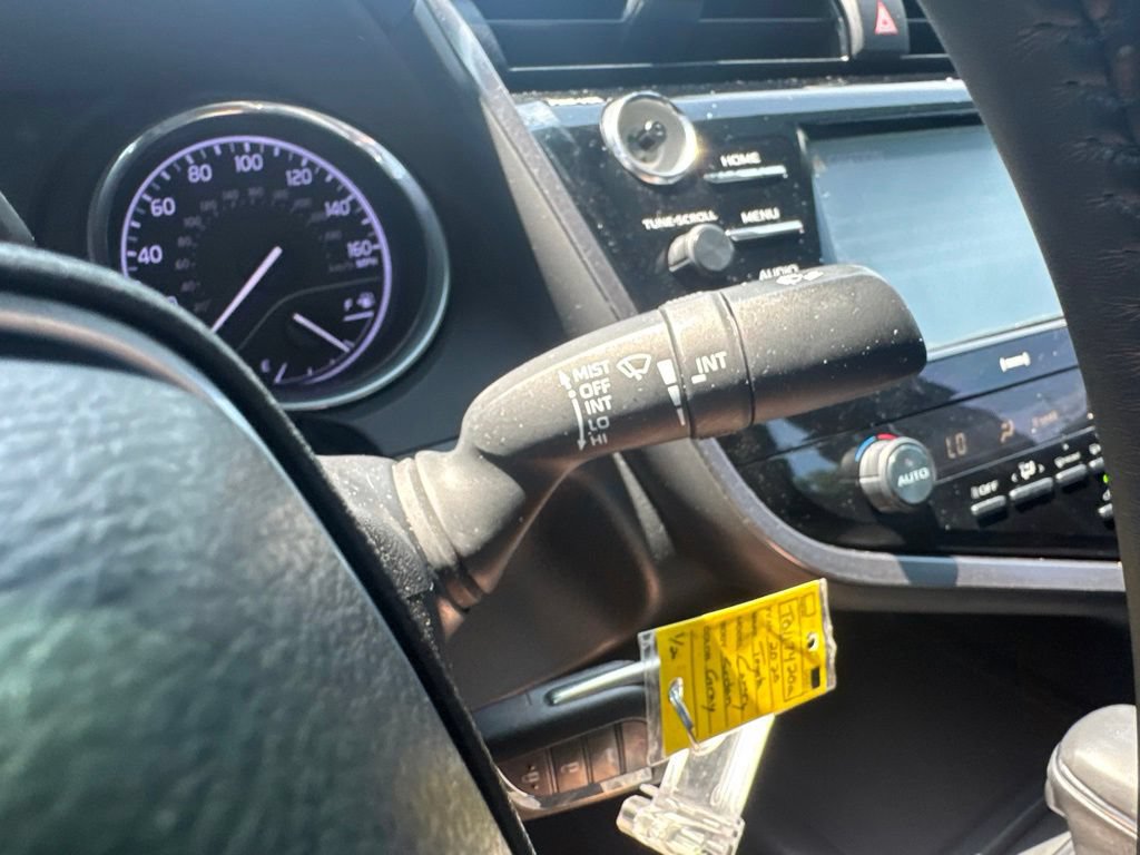 Used 2020 Toyota Camry SE FWD image 41