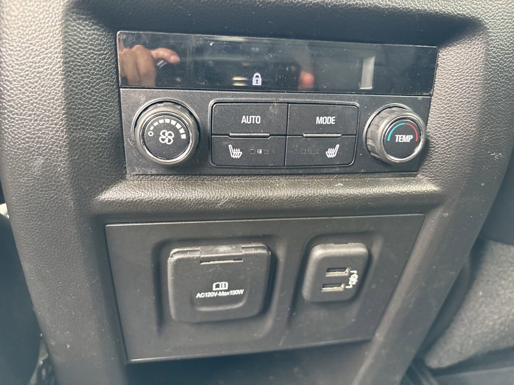 Used 2019 Chevrolet Traverse Premier w/ LPO, Floor Liner Package FWD image 18