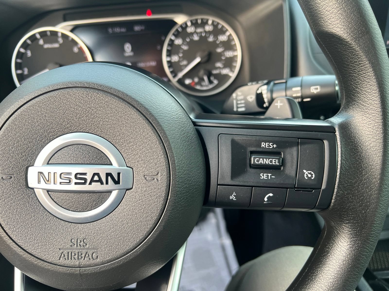 Used 2021 Nissan Rogue S AWD/4WD image 24