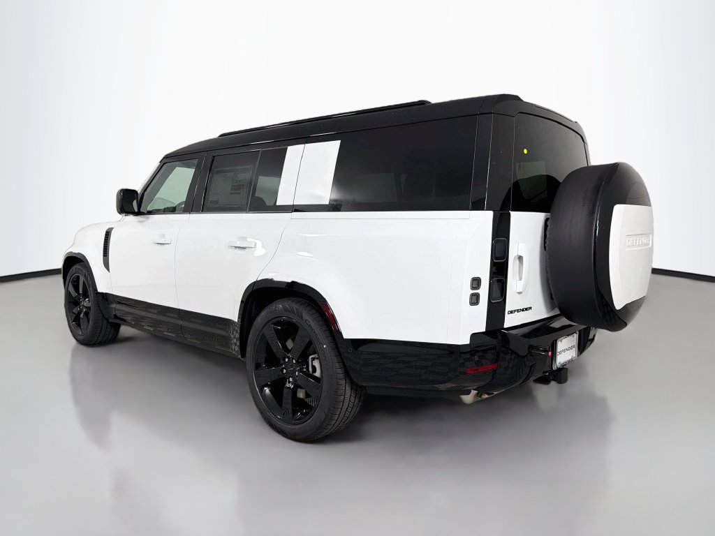 New 2026 Land Rover Defender 130 X-Dynamic SE AWD/4WD image 7