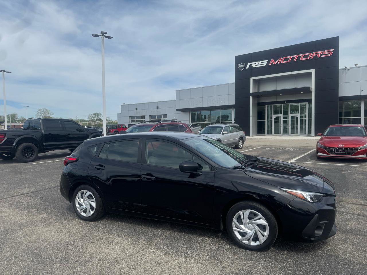 Used 2024 Subaru Impreza 2.0i AWD/4WD image 1