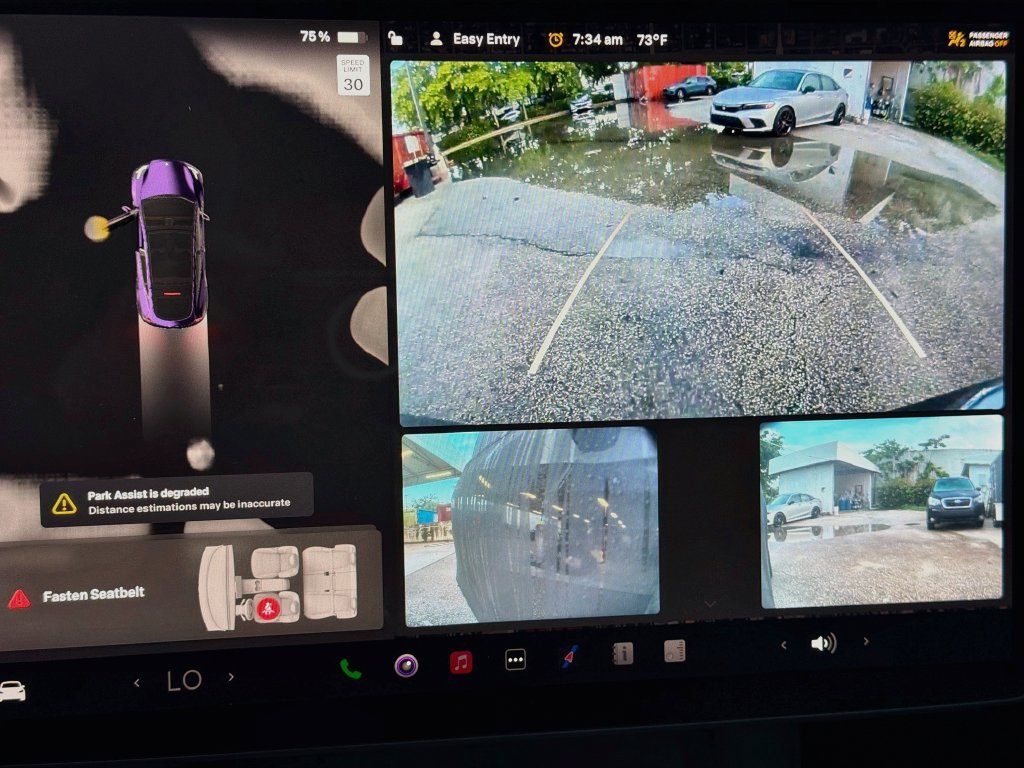 Used 2024 Tesla Model Y Long Range AWD/4WD image 14