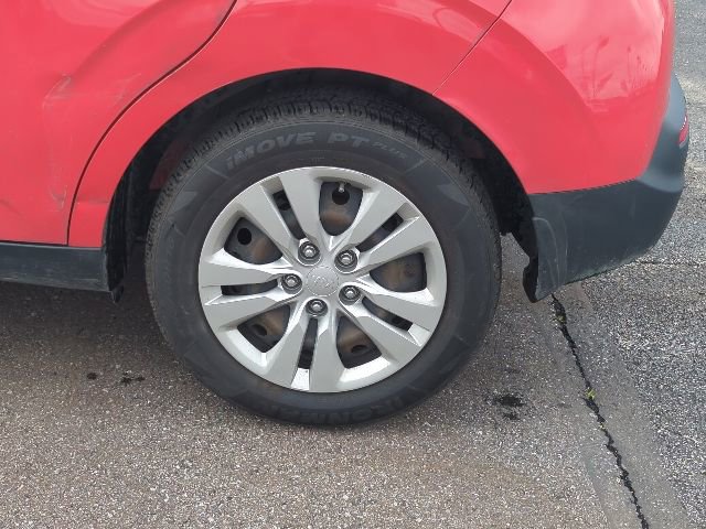 Used 2020 Kia Soul FWD image 16