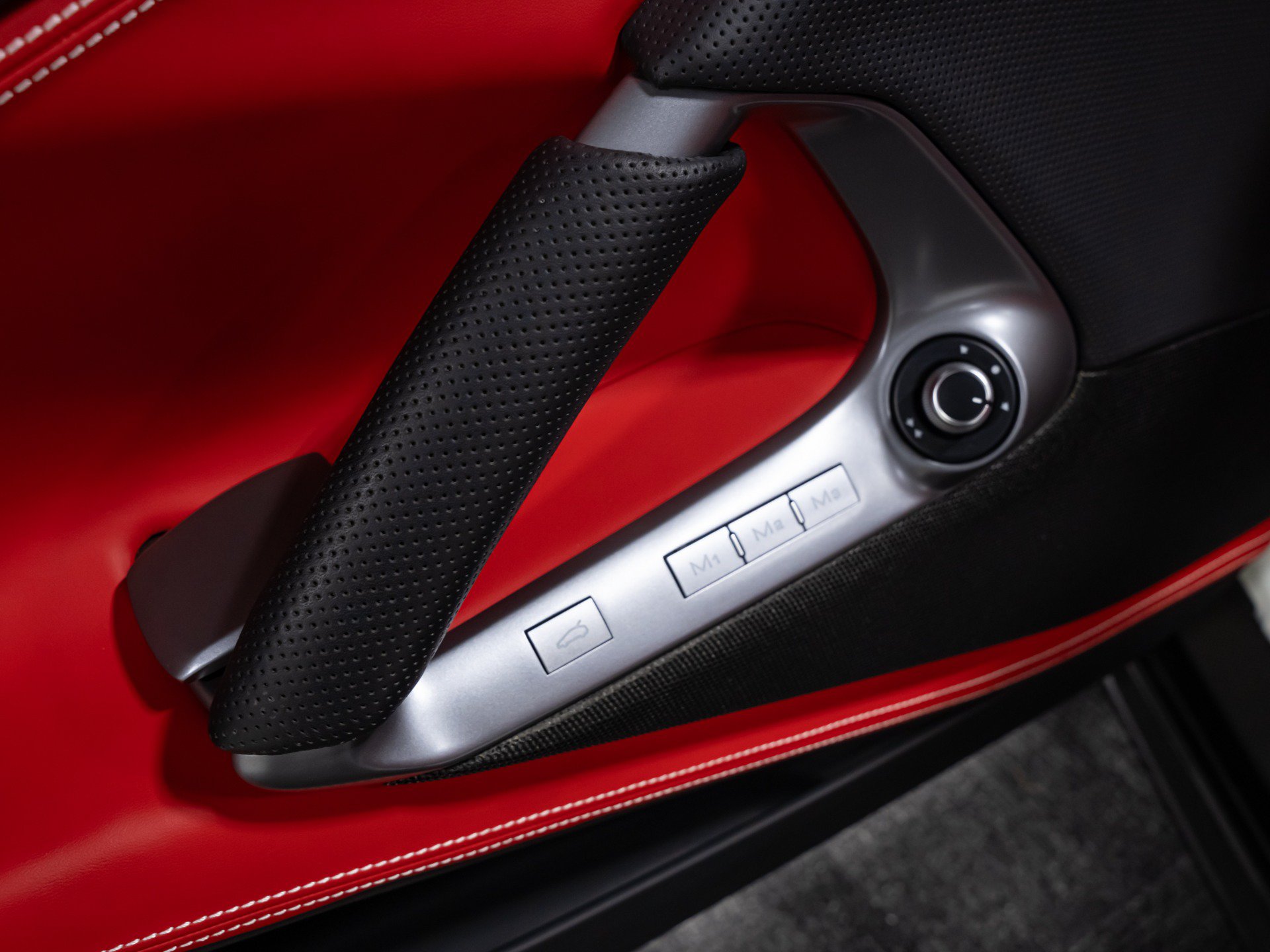 Used 2023 Ferrari 812 GTS RWD image 54