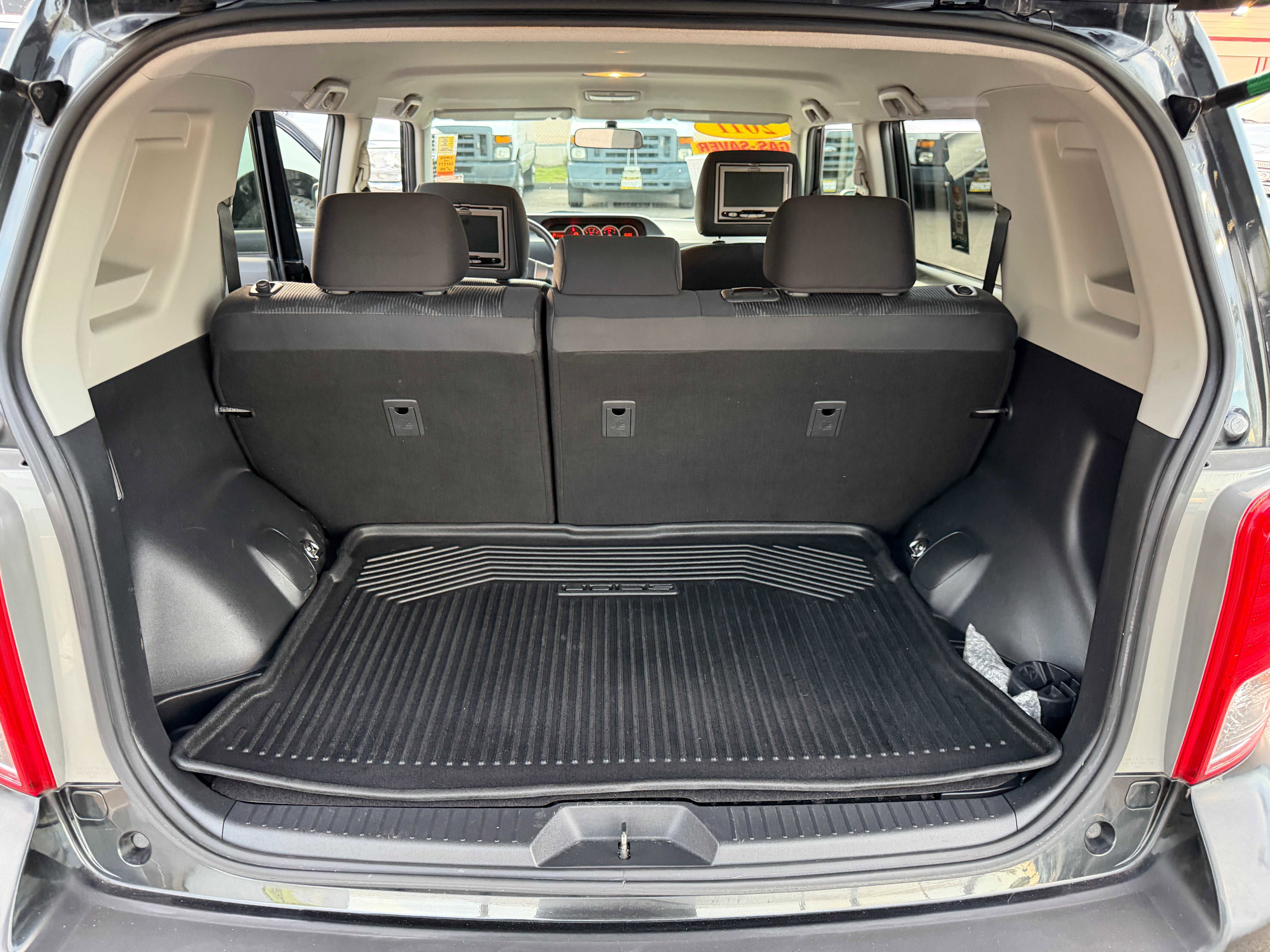 Used 2011 Scion xB image 9