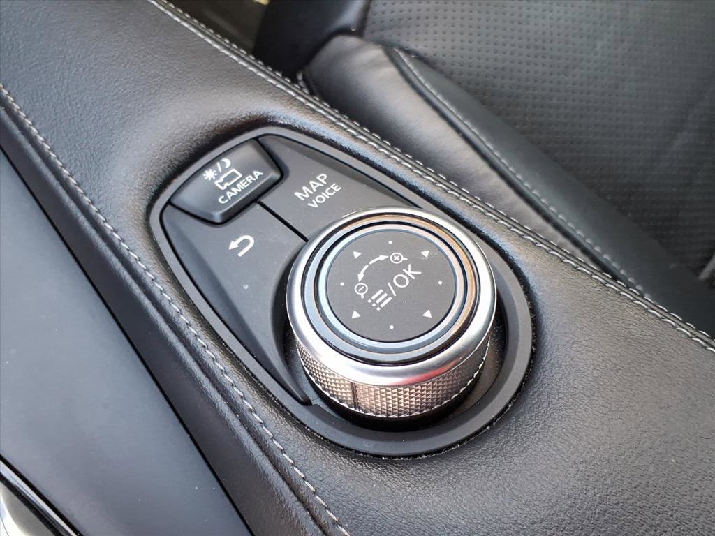 Used 2019 INFINITI QX50 Essential w/ Cargo Package image 32