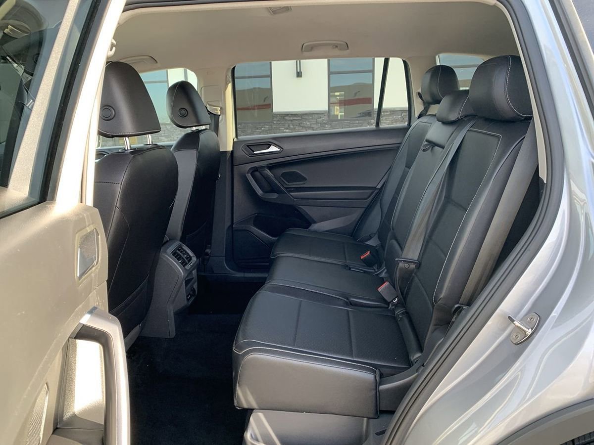 Used 2021 Volkswagen Tiguan SE AWD/4WD image 25