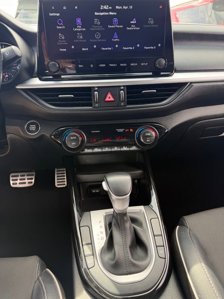 Used 2024 Kia Forte GT-Line image 6