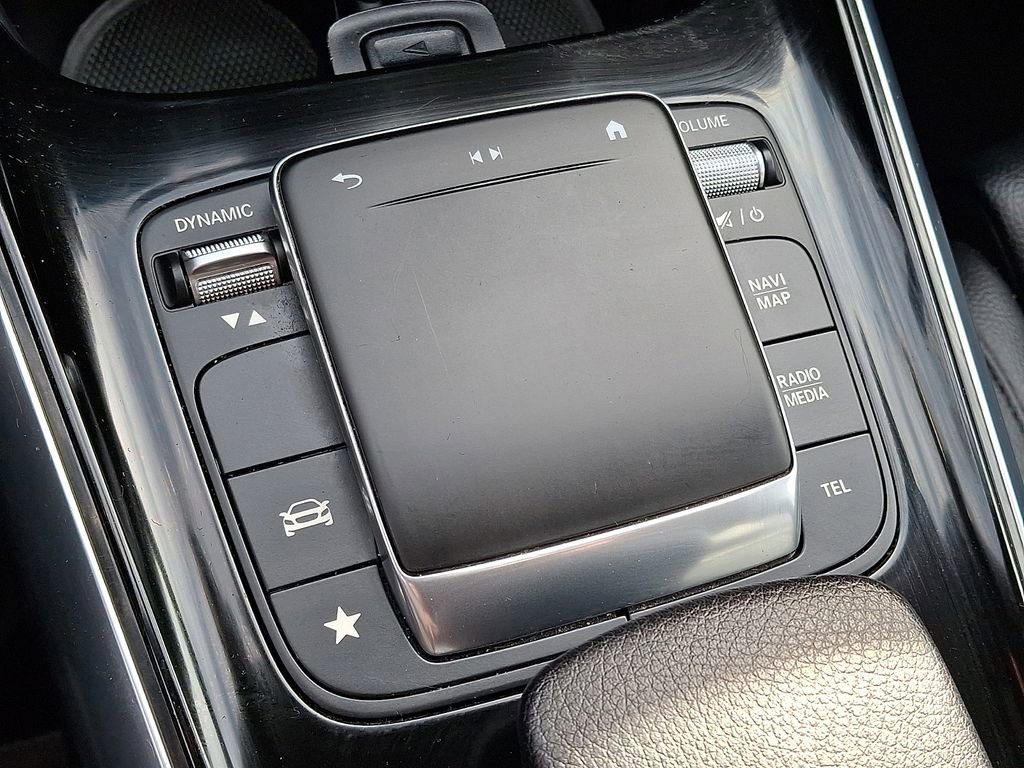 Used 2023 Mercedes-Benz GLA 250 4MATIC image 24