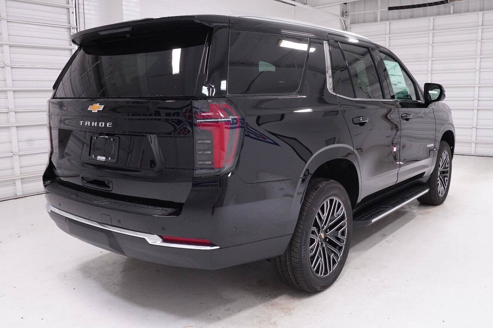 New 2026 Chevrolet Tahoe LS RWD image 32