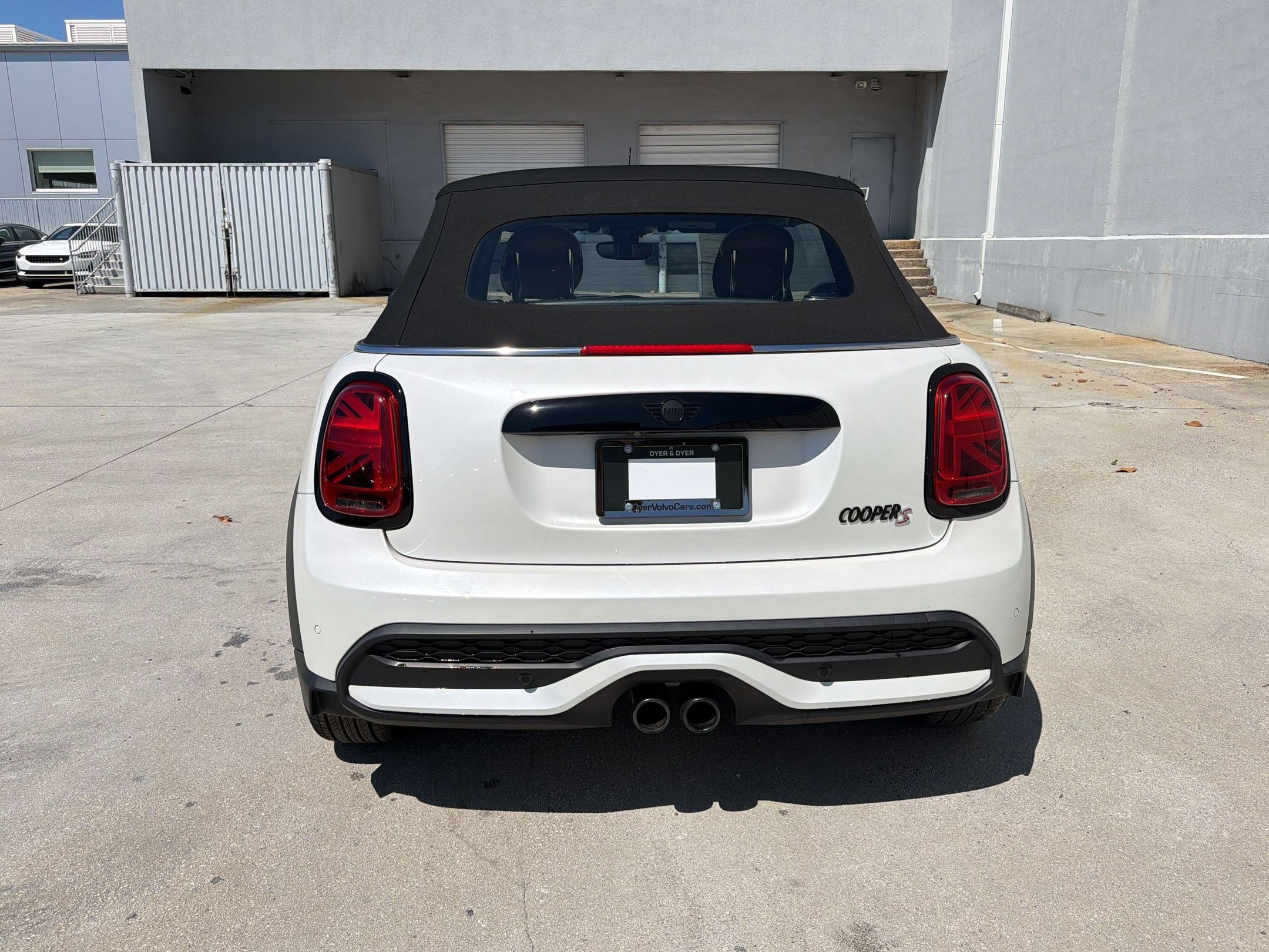 Used 2024 MINI Cooper S w/ Signature Upholstery Package FWD image 10