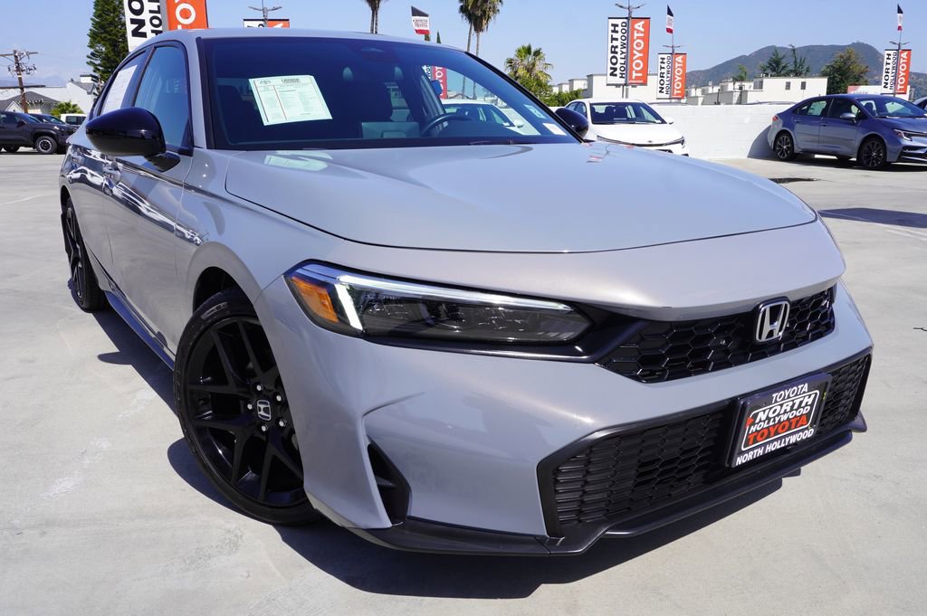 Used 2025 Honda Civic Sport image 2