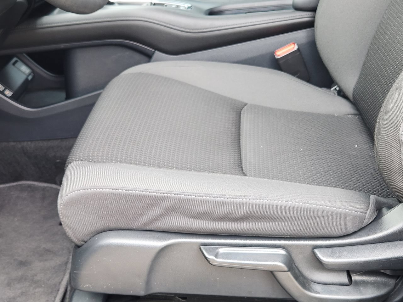 Used 2020 Honda HR-V EX image 23
