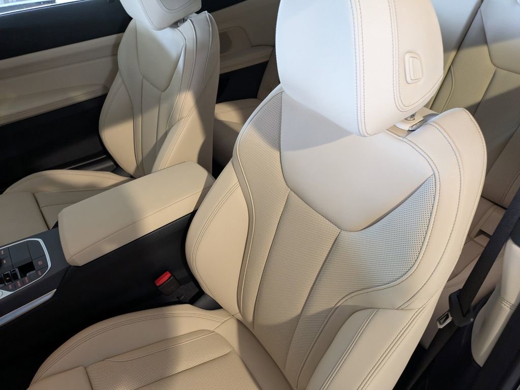 New 2026 BMW 430i Coupe w/ Parking Assistance Package image 9