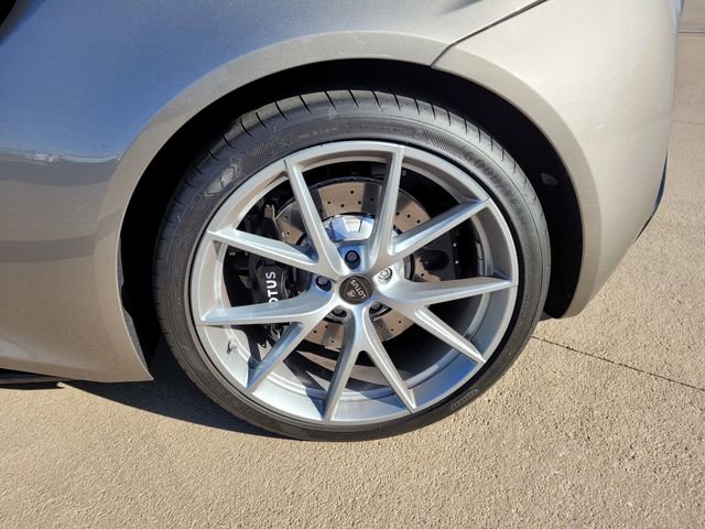 Used 2025 Lotus Emira RWD image 14