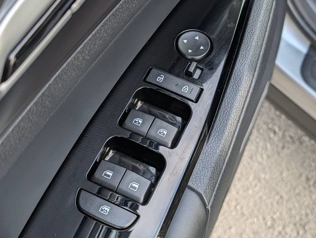 Used 2024 Kia Sportage EX FWD image 18