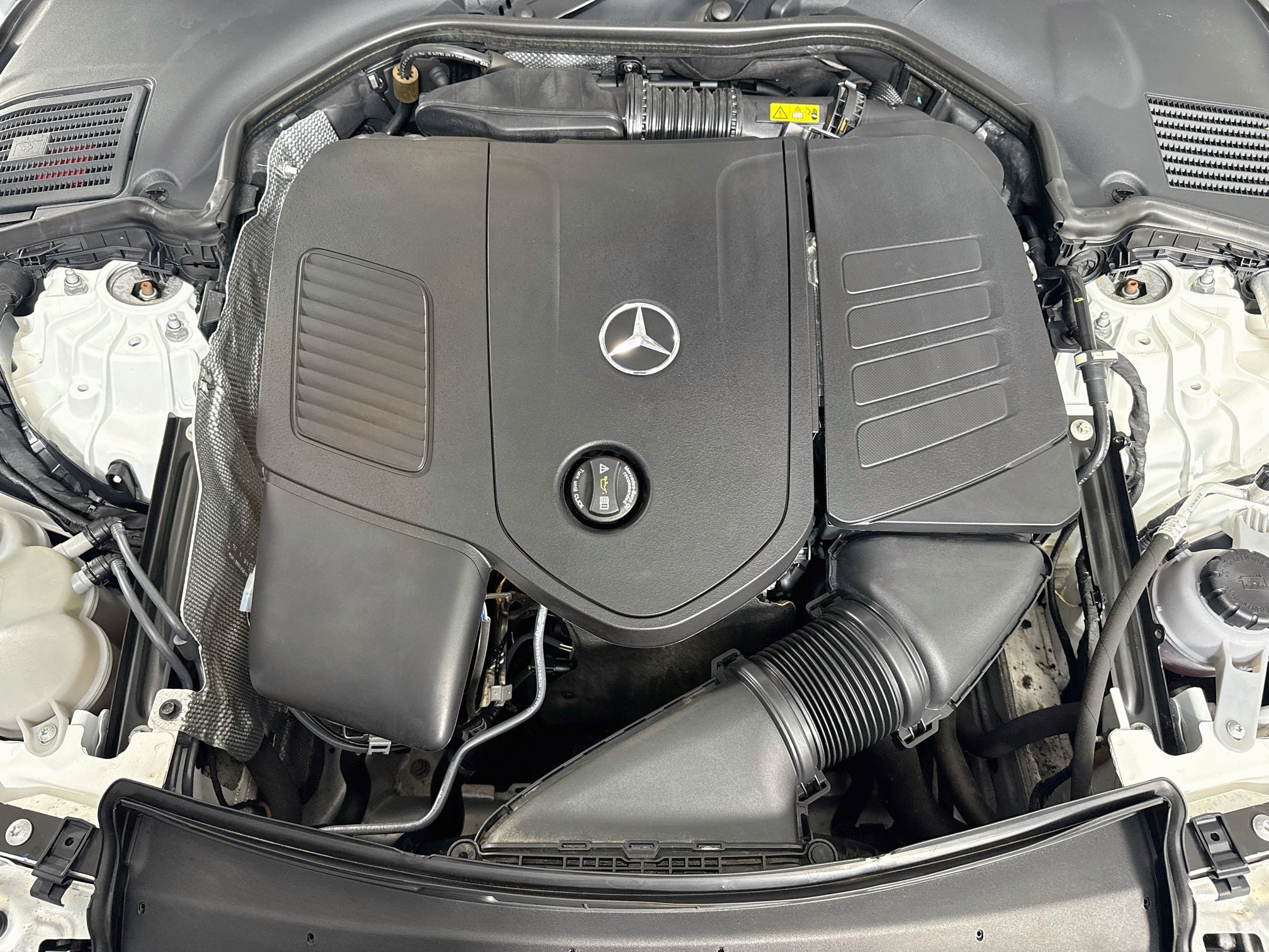 Used 2023 Mercedes-Benz C 300 4MATIC Sedan image 39