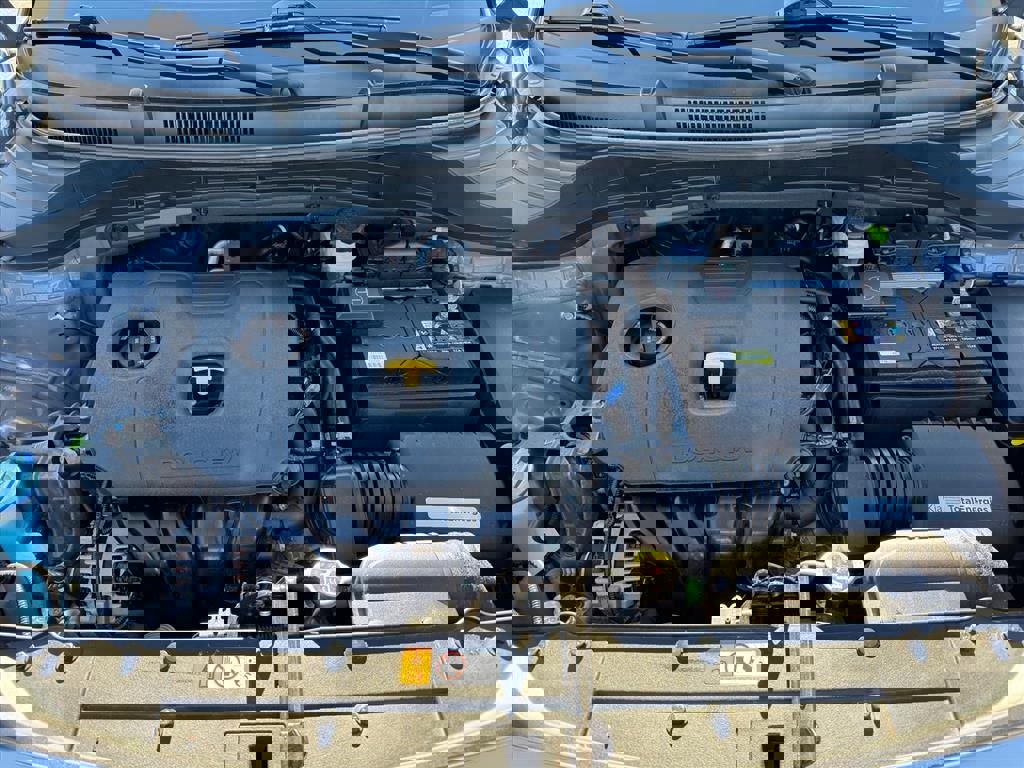 Used 2025 Kia Soul LX w/ LX Technology Package image 12