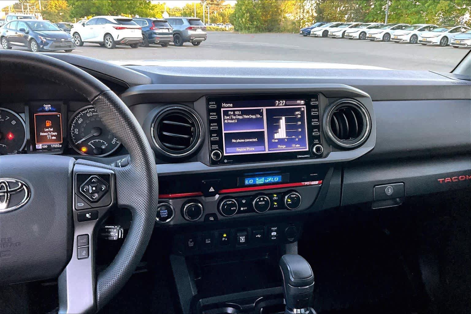 Certified 2023 Toyota Tacoma TRD Off-Road w/ Technology Package AWD/4WD image 6