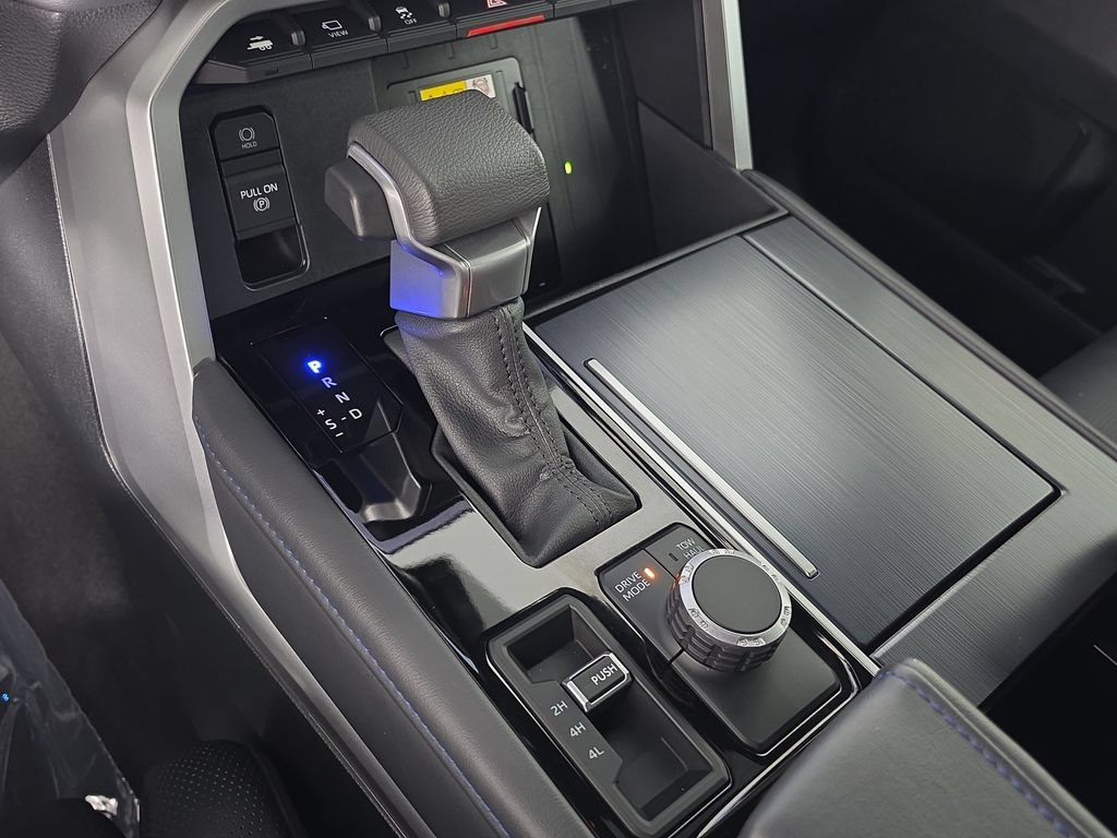 Used 2023 Toyota Tundra Platinum AWD/4WD image 23