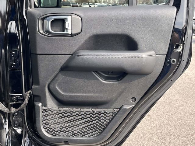 Used 2021 Jeep Wrangler Unlimited Sahara image 22