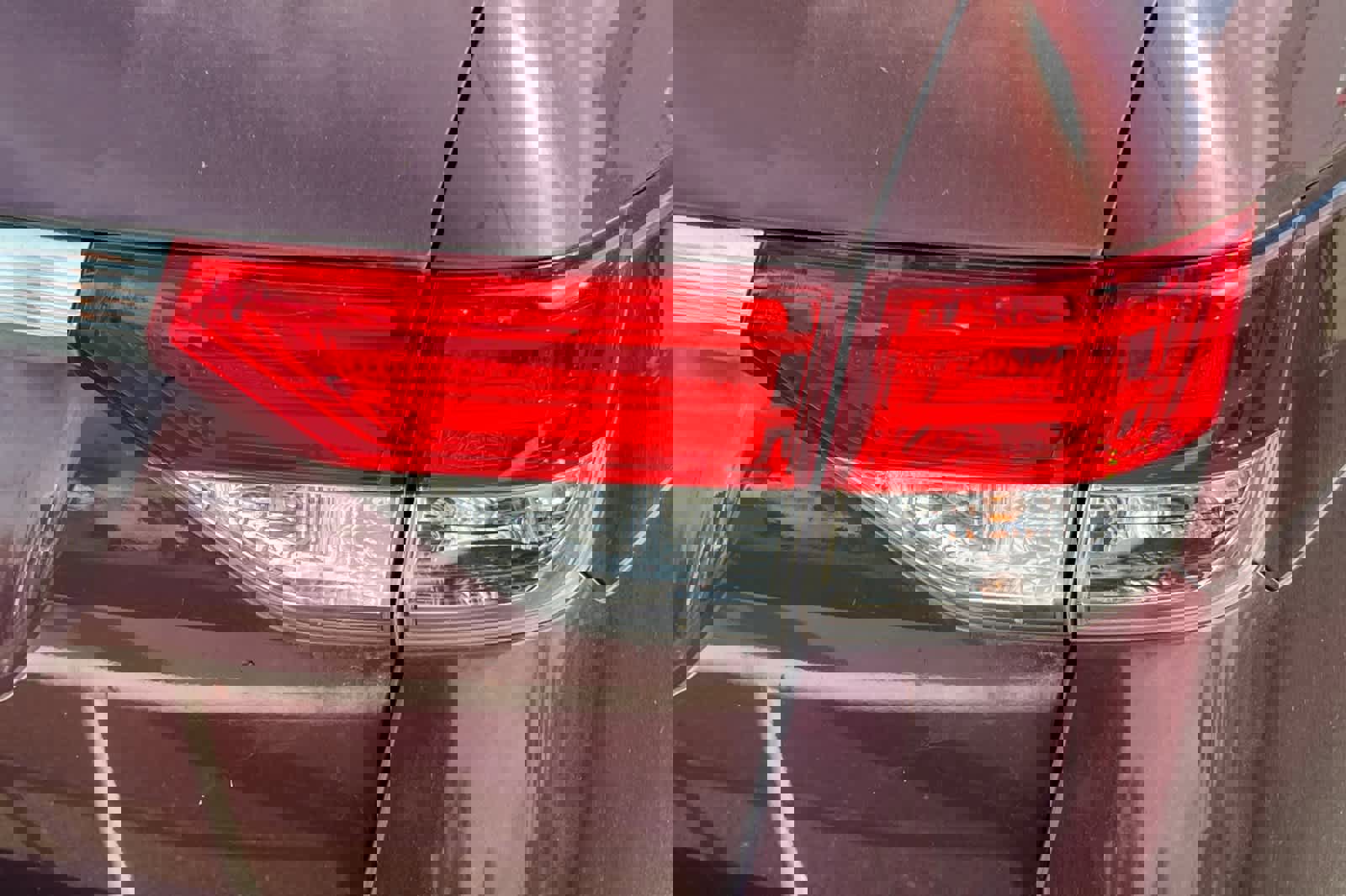 Used 2014 Honda Odyssey EX-L image 17