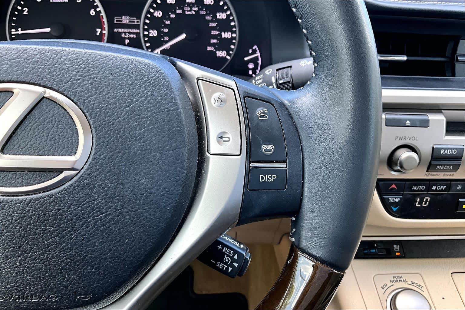 Used 2015 Lexus ES 350 w/ Premium Package FWD image 22