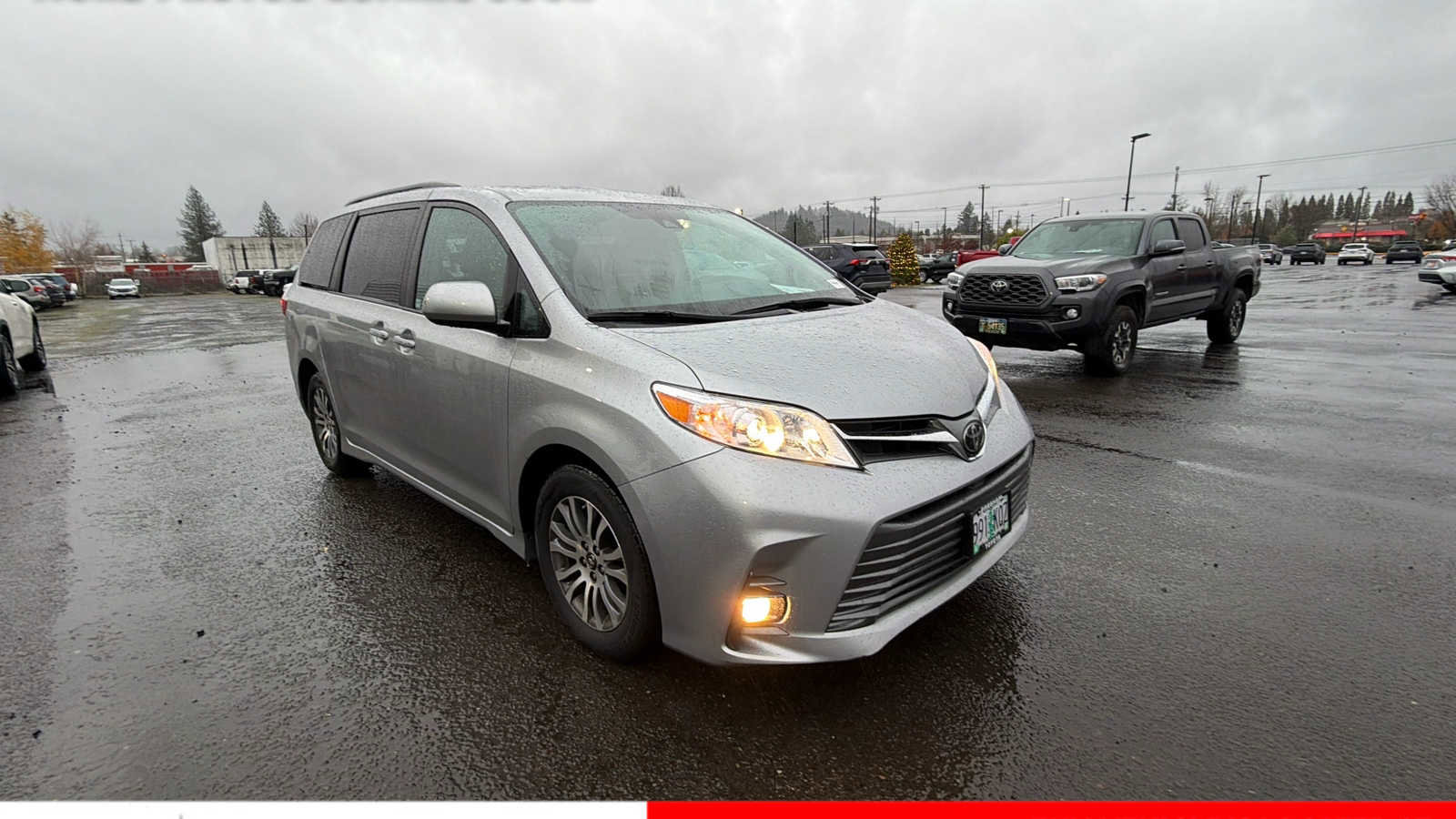 Used 2018 Toyota Sienna XLE