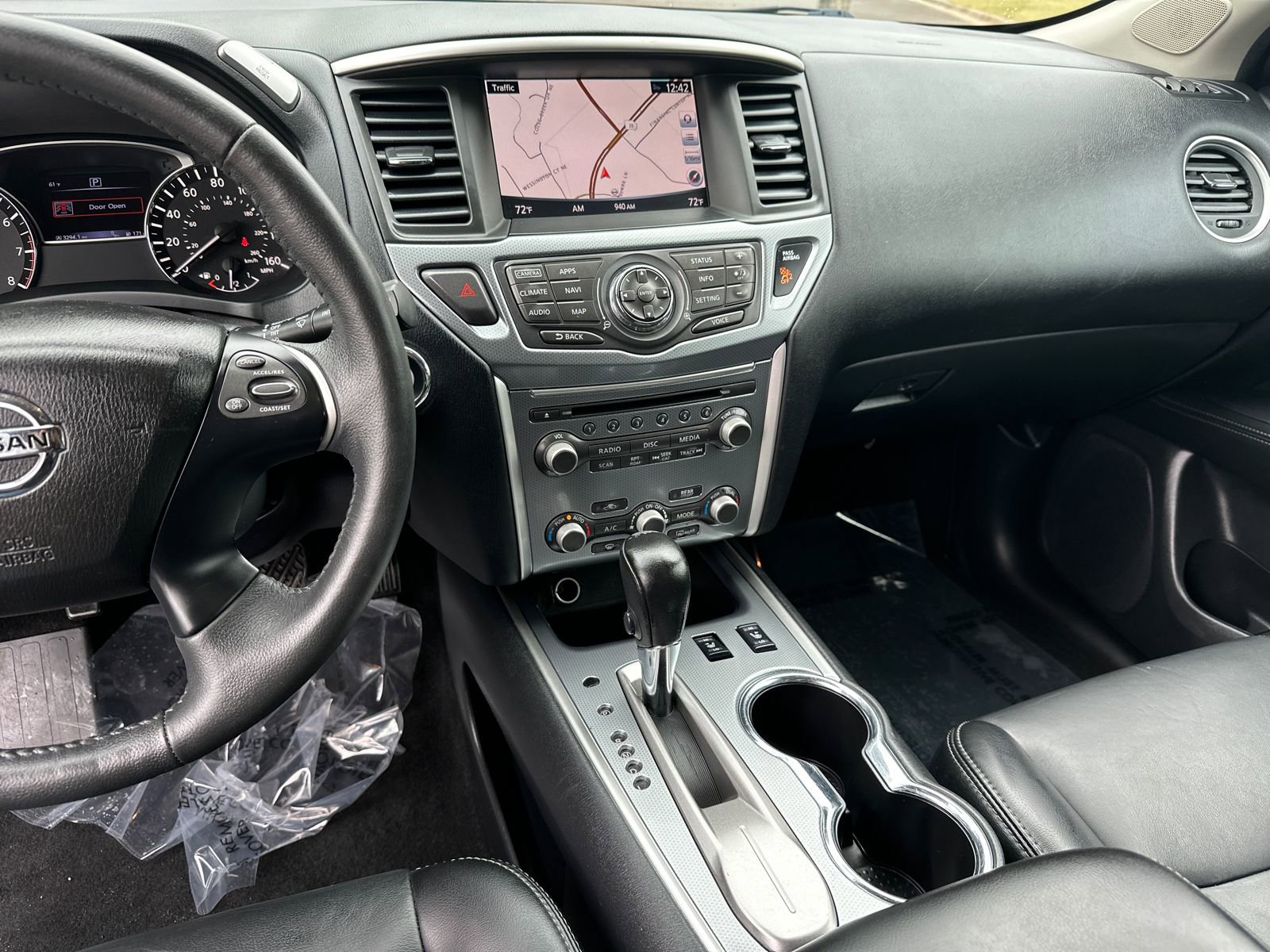 Used 2017 Nissan Pathfinder SL w/ SL Tech Package FWD image 25