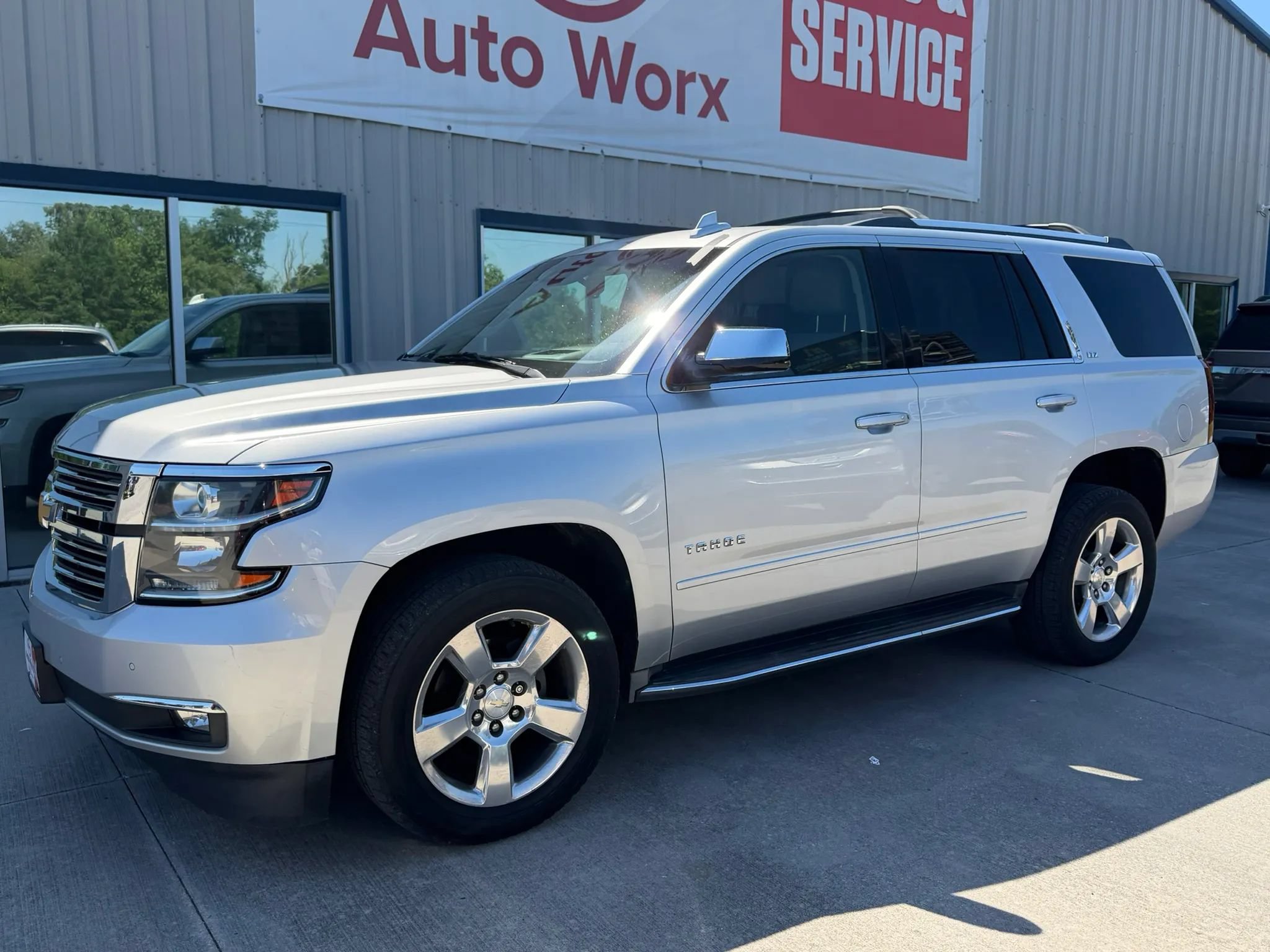 Used 2016 Chevrolet Tahoe LTZ AWD/4WD image 33