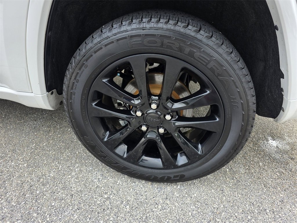 Used 2019 Jeep Grand Cherokee Altitude image 19