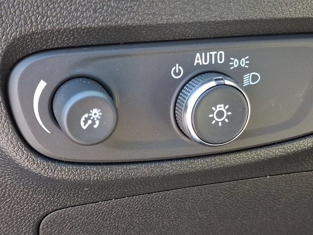 Used 2025 Buick Encore GX Avenir w/ Avenir Convenience Package AWD/4WD image 26