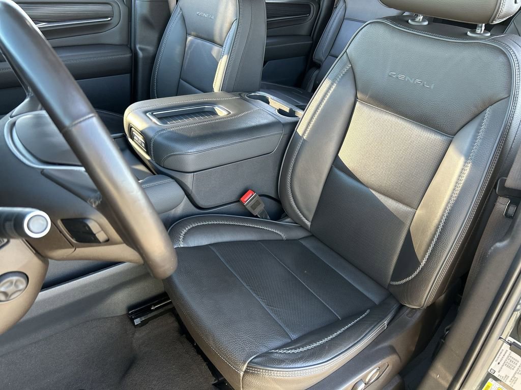 Used 2021 GMC Yukon XL Denali image 20