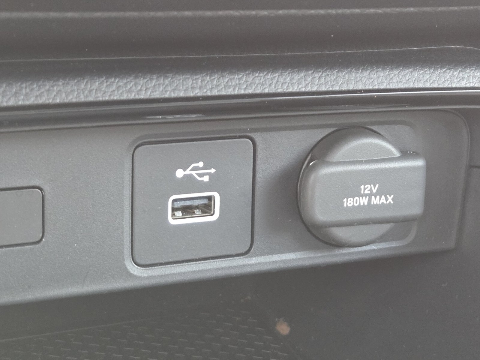 Used 2024 Honda CR-V LX image 4