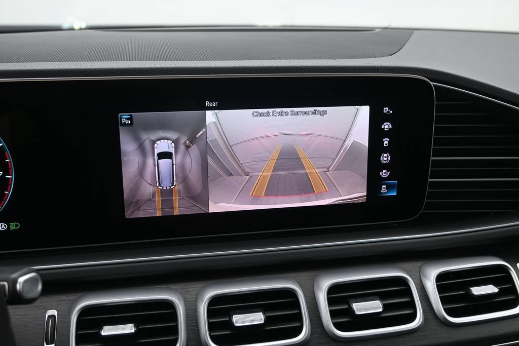 Used 2022 Mercedes-Benz GLS 450 4MATIC image 15