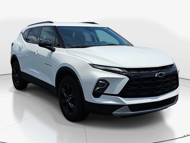 Used 2024 Chevrolet Blazer LT w/ Convenience Package FWD image 1