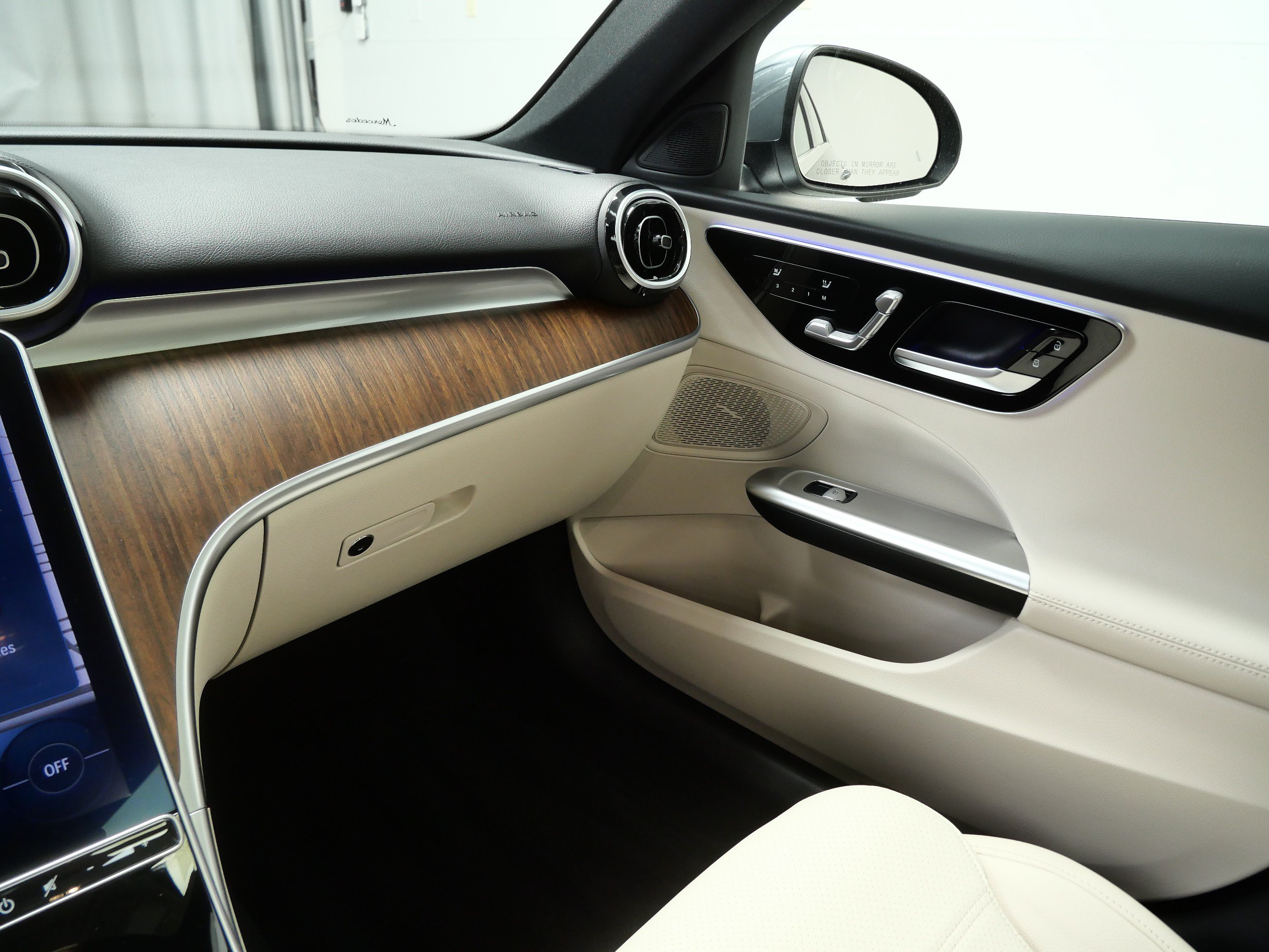 Certified 2023 Mercedes-Benz C 300 4MATIC Sedan image 20