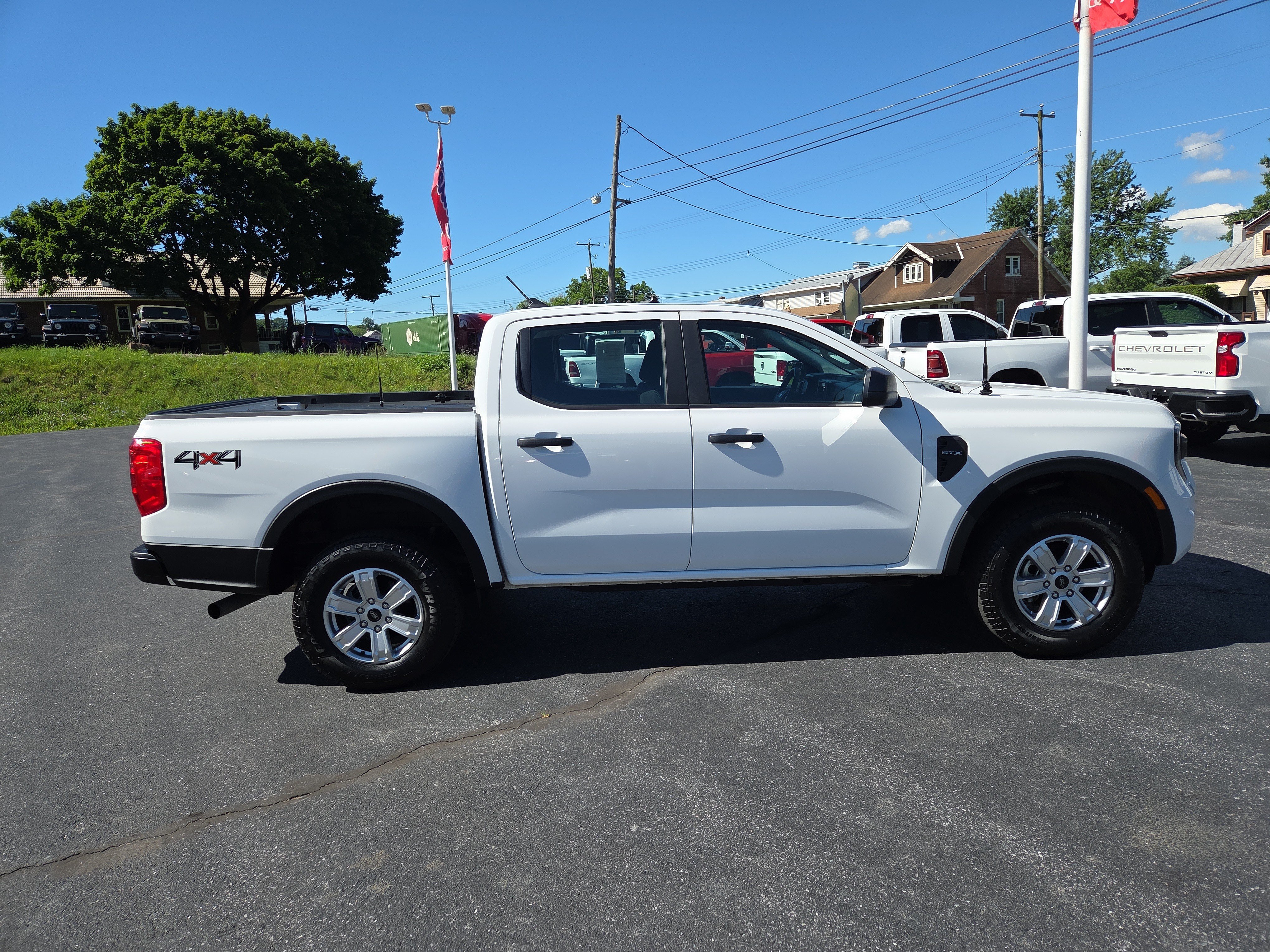 Used 2024 Ford Ranger XL AWD/4WD image 2